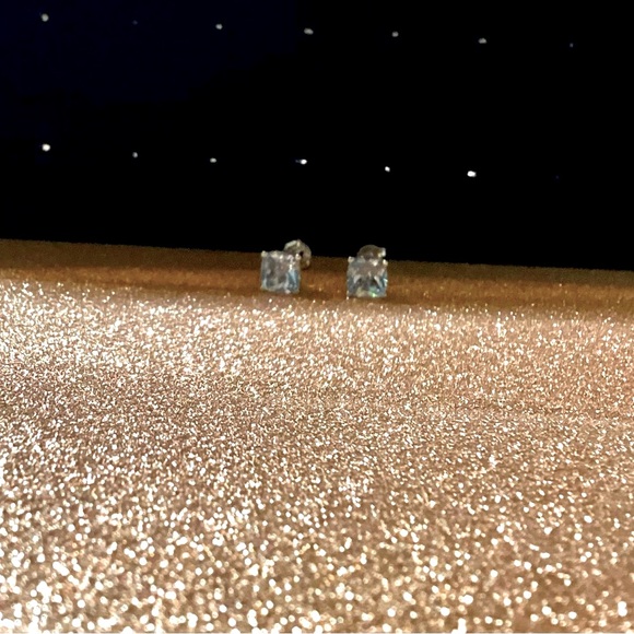 Aquamarine Gemstone Sterling Silver Stud Earrings - Picture 3 of 3